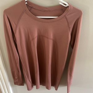 Lululemon Swiftly Longsleeve in mauve